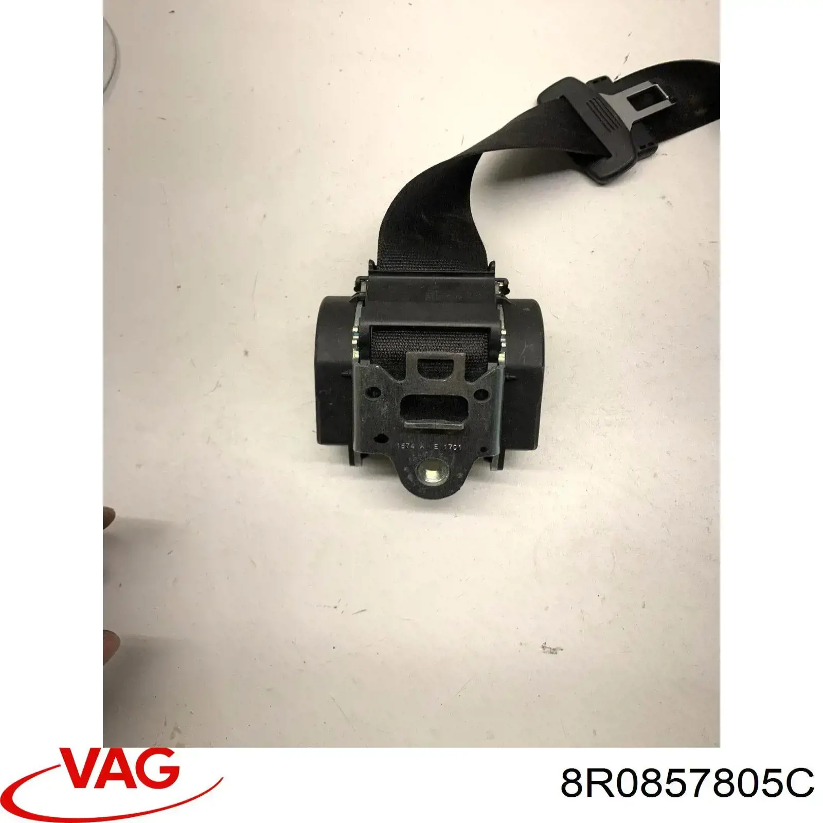 Ремень безопасности задний VAG 8R0857805C цена, от 12.42 USD