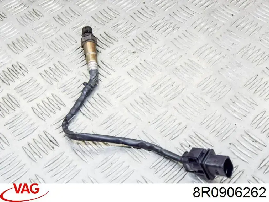 Датчик кислорода до катализатора 8R0906262 VAG