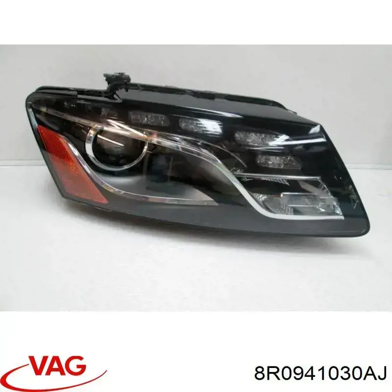8R0941030AJ VAG Фара передняя правая