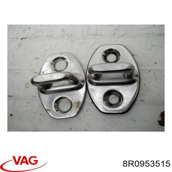 Защитный кожух рулевого механизма 8R0953515 VAG