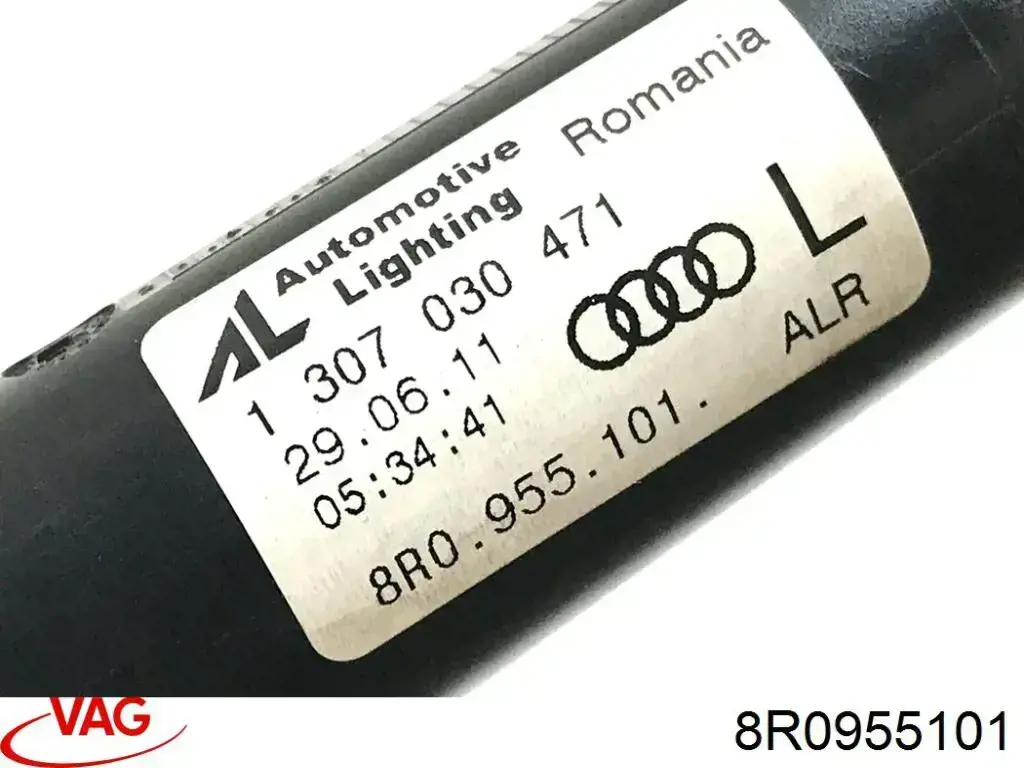 Держатель форсунки омывателя фары (подъемный цилиндр) 450086 Maxgear