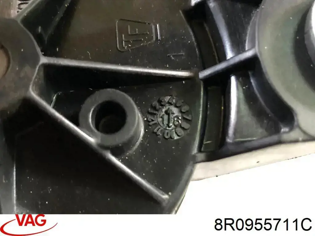 Стеклоочиститель двери задка VAG 8R0955711C цена, от 58.42 USD