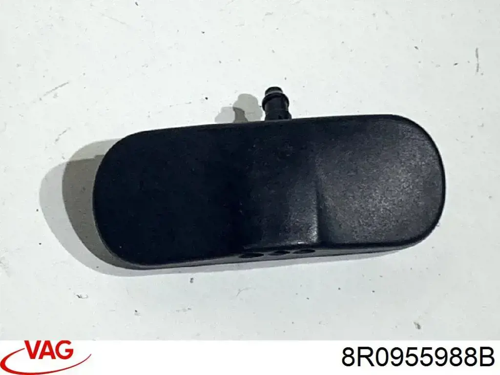 Форсунка омывателя стекла лобового правая 8R0955988B VAG