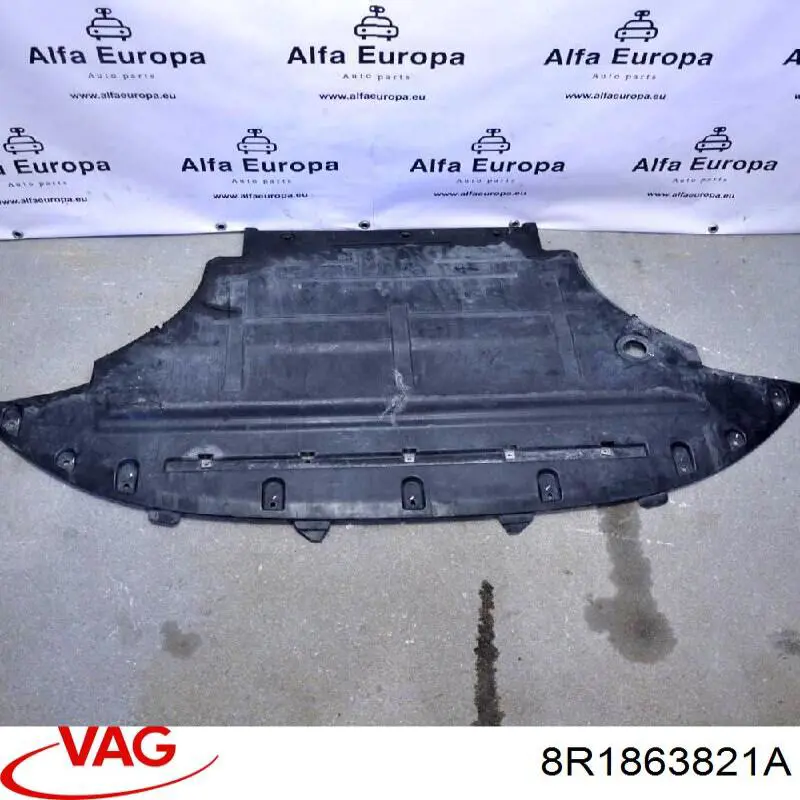 8R1863821A VAG proteção de motor, de panela (da seção de motor)