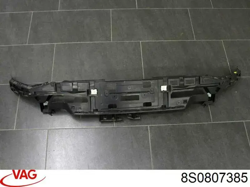 Крепление бамера левое VAG 8S0807385 цена, от 35.27 USD