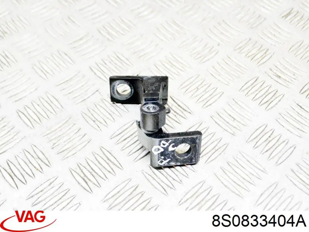 Петля двери передней правой 8S0833404A VAG