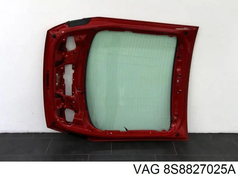 Крышка багажника 8S8827025A VAG