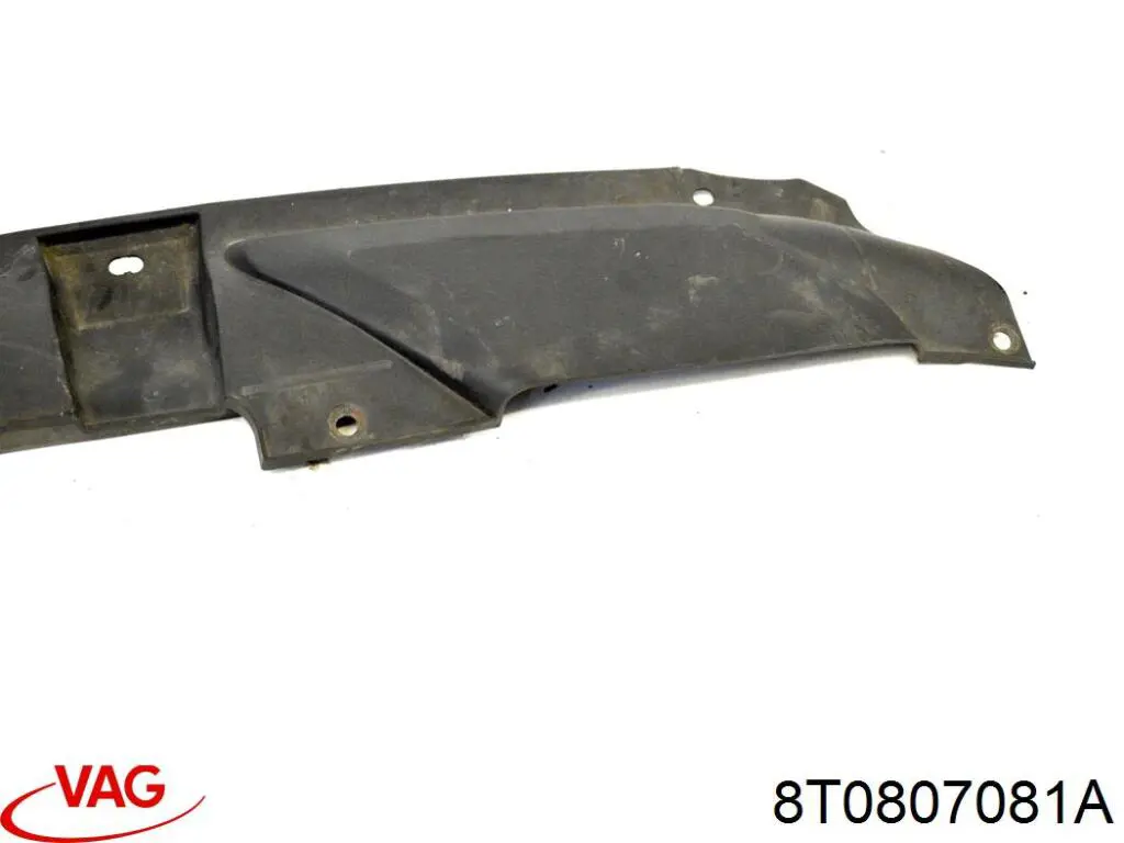 Передний бампер 1355041 Polcar