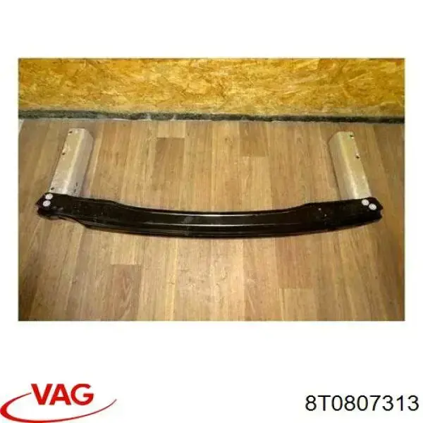 8T0807313 VAG Швеллер заднего бампера