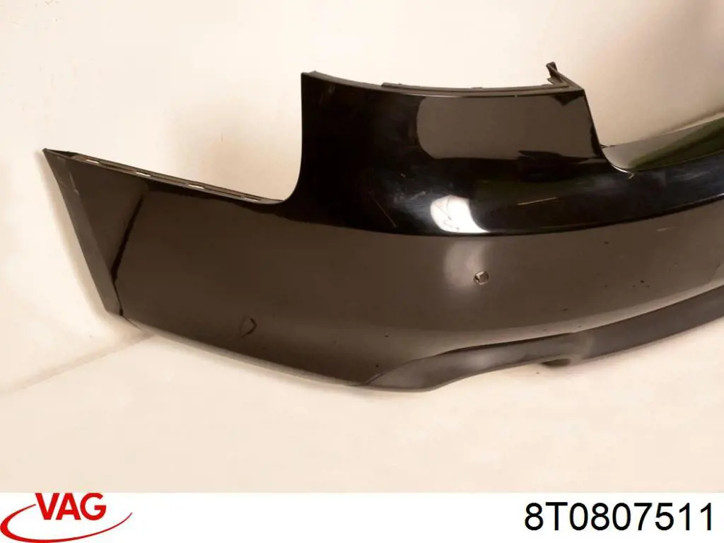 Купить 8T0807511 VAG Задний бампер