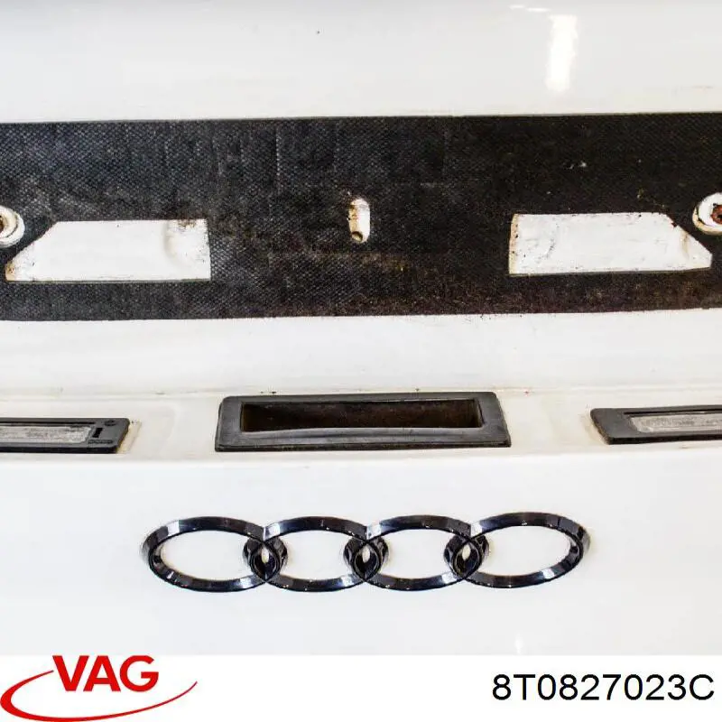 Купить 8T0827023C VAG Дверь задняя багажная