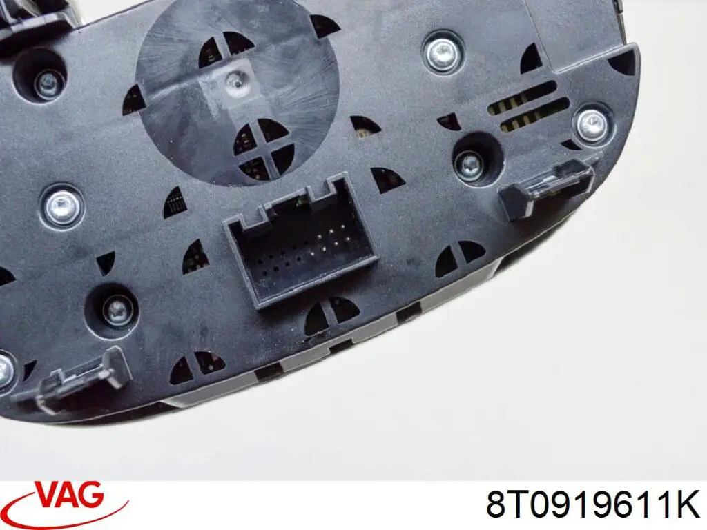  VAG 8T0919611K
