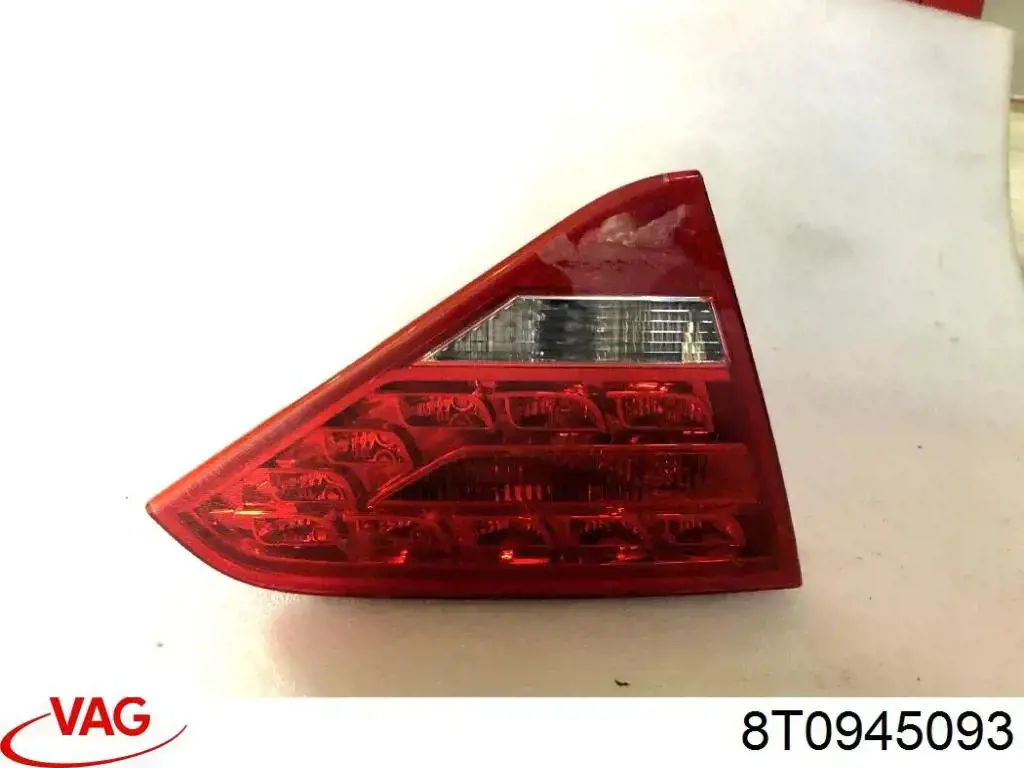 Фонарь задний левый, внутренний VAG 8T0945093 цена, от 12.70 USD
