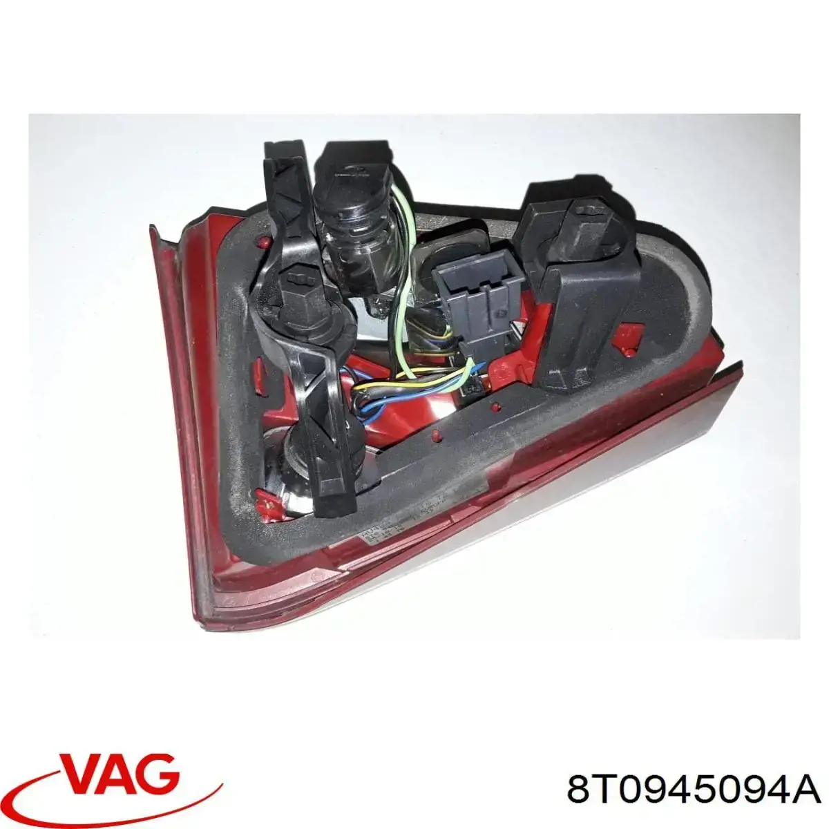 Купить 8T0945094A VAG Стоп задний