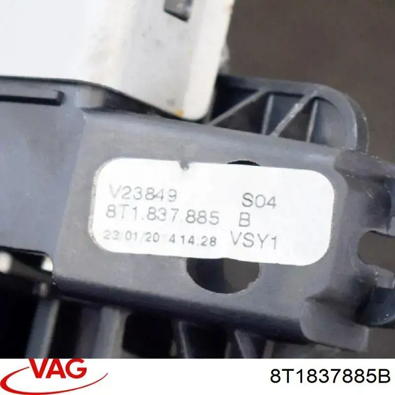 Держатель наружной ручки двери передней левой 8T1837885B VAG