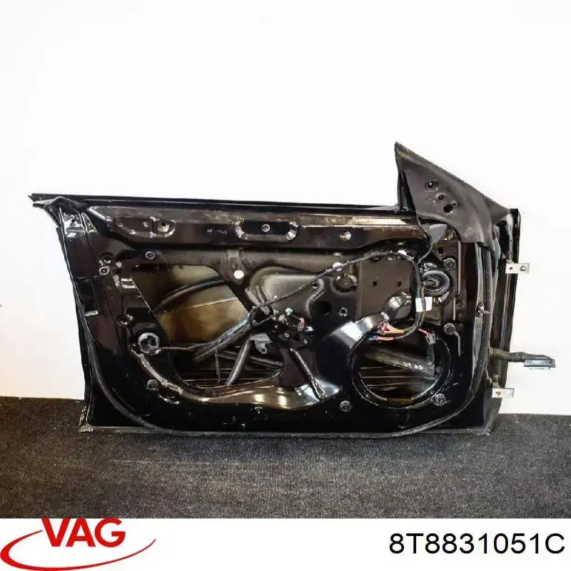 Передняя левая дверь VAG 8T8831051C цена, от 367.23 USD