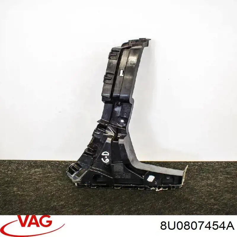 Направляющая заднего бампера правая VAG 8U0807454 цена, от 16.28 USD