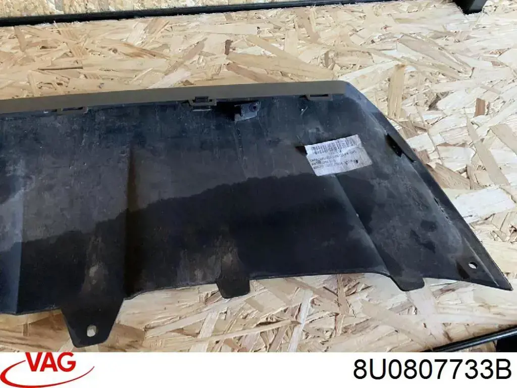 Кенгурятник VAG 8U0807733B цена, от 136.83 USD