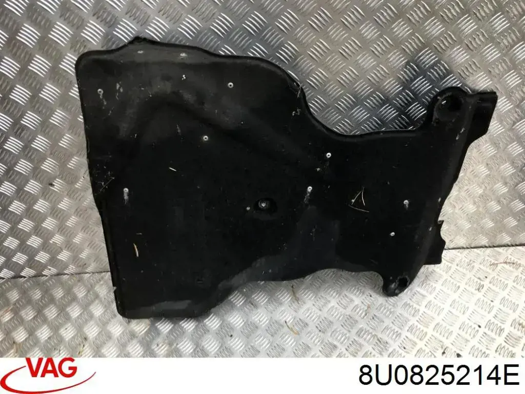 8U0825214E VAG Защита днища задняя правая