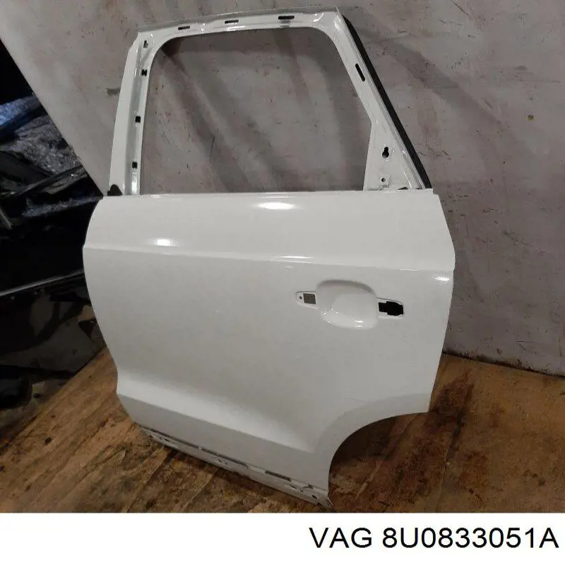 Дверь задняя левая 8U0833051A VAG