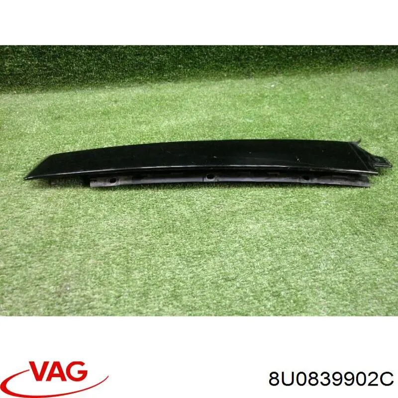 8U0839902C VAG 