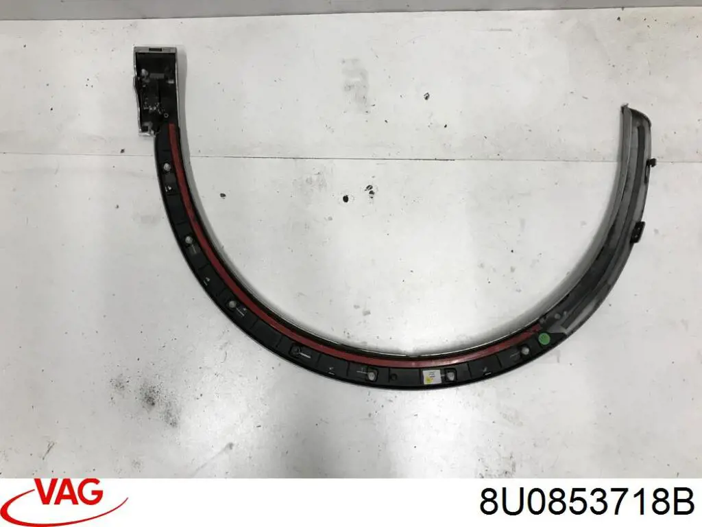 8U0853718B VAG 