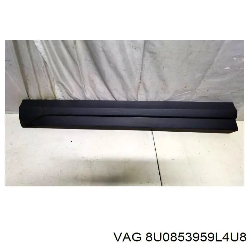8U0853959L4U8 VAG 