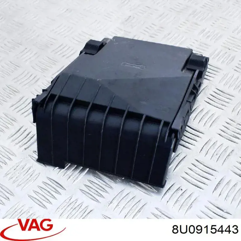Купить 8U0915443 VAG Крышка аккумулятора