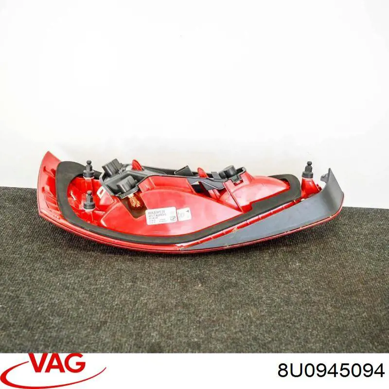 Фонарь задний правый Magneti Marelli LLI071 цена, от 92.26 USD
