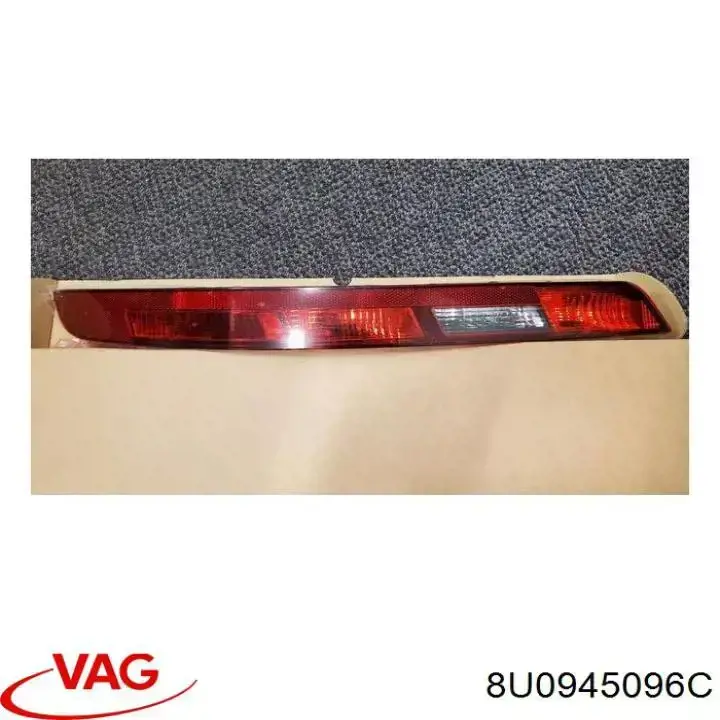 Купить 8U0945096C VAG Фонарь заднего бампера правый