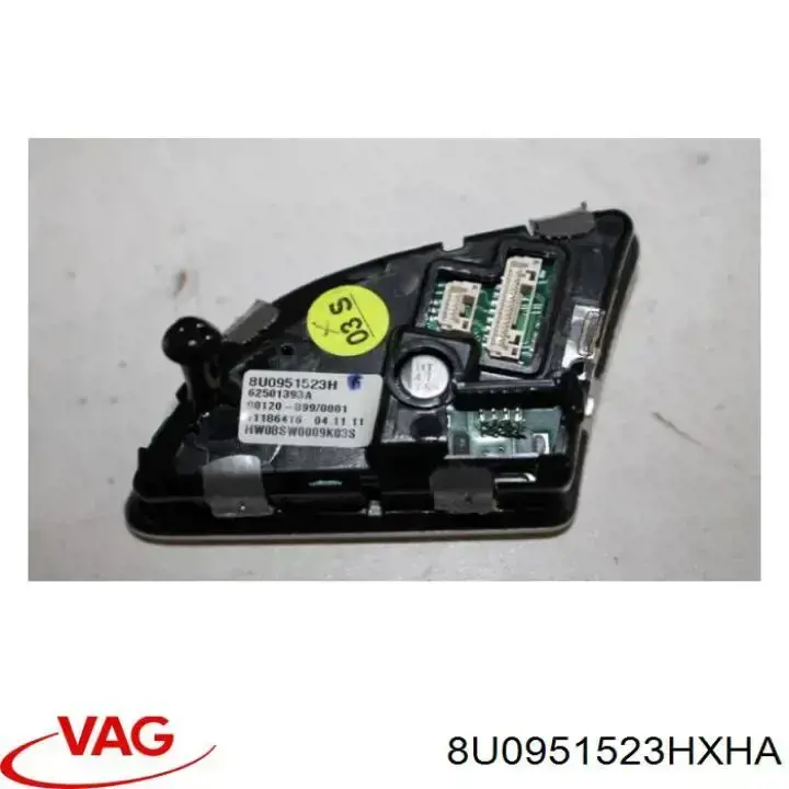 8U0951523HXHA VAG Блок кнопочных переключателей рулевого колеса