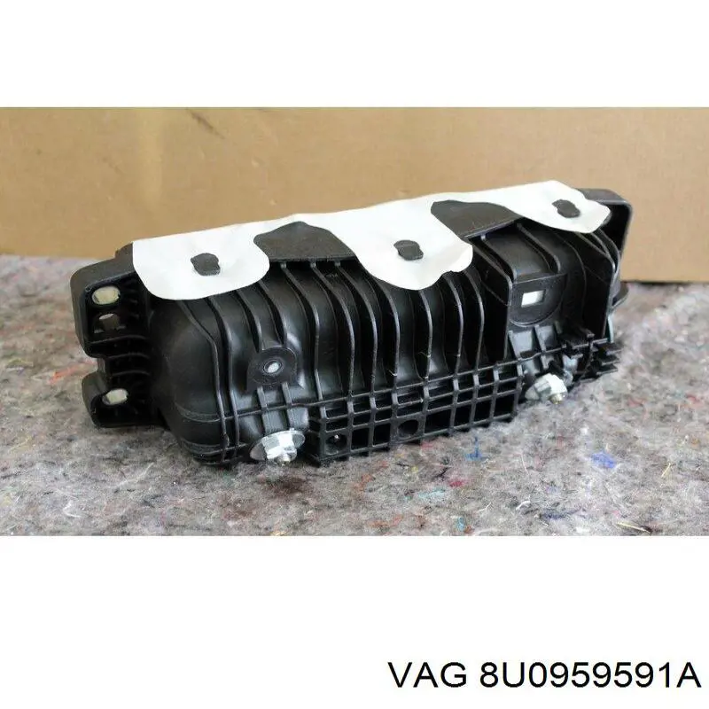 Купить 8U0959591A VAG Мотор привода люка