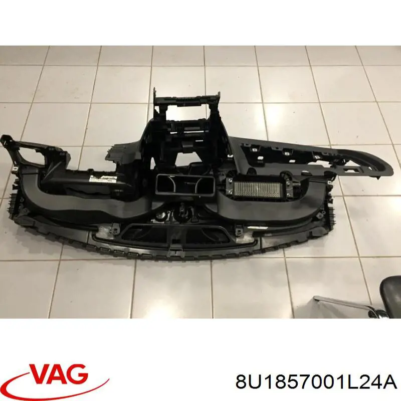 Панель приборная торпеды VAG 8U1857001L24A