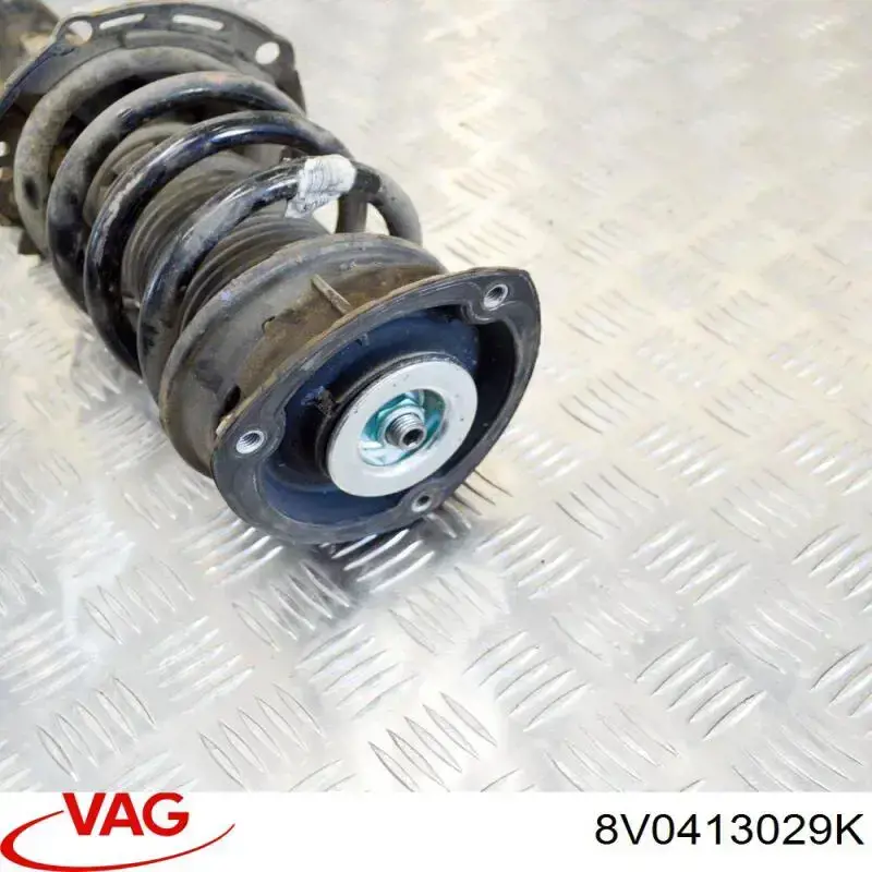 Стойка амортизатора передняя VAG 8V0413029K цена, от 83.94 USD