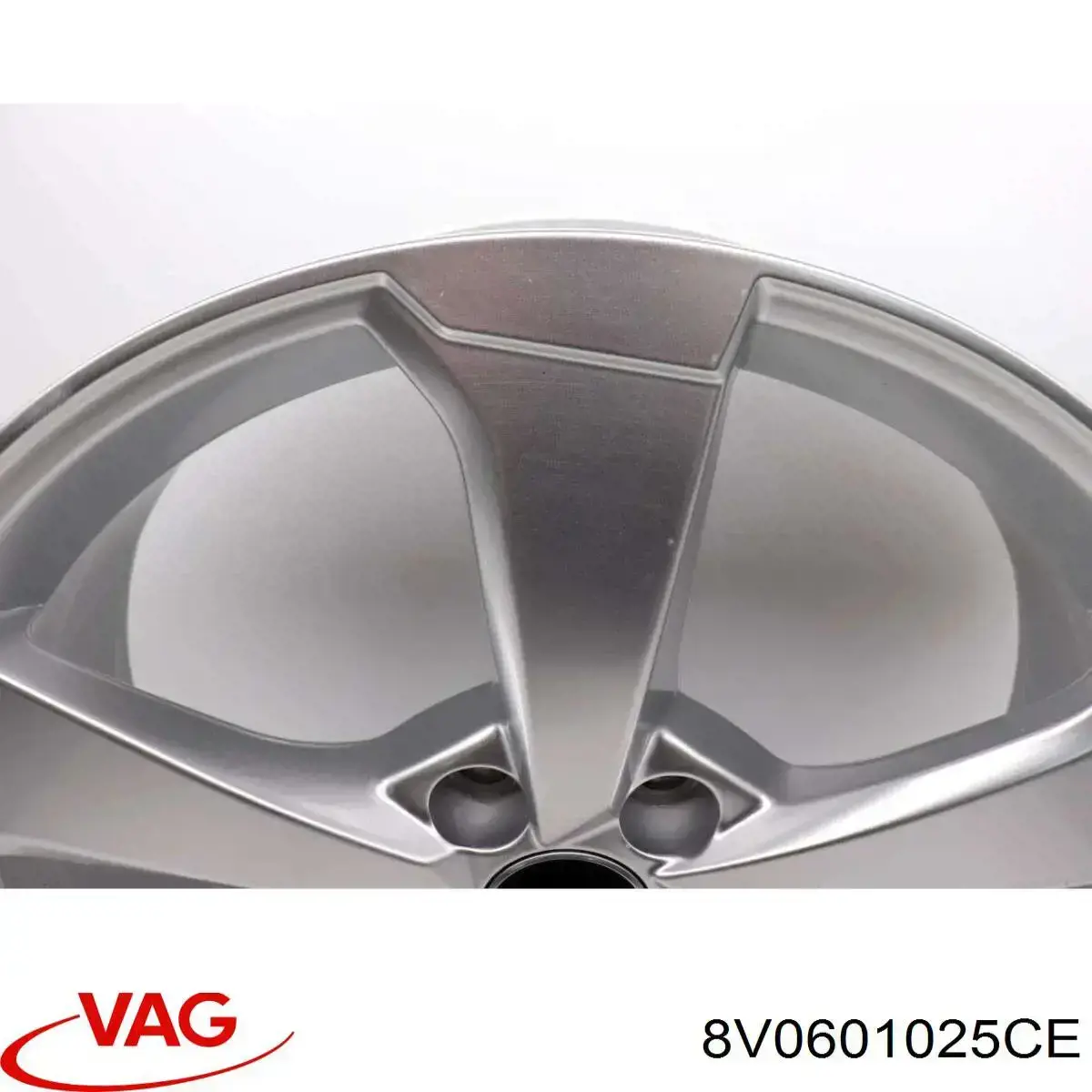 Диски на авто VAG 8V0601025CE