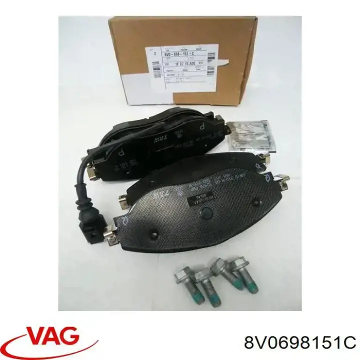 Передние тормозные колодки 8V0698151C VAG