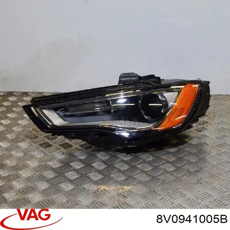 8V0941005B VAG Фара