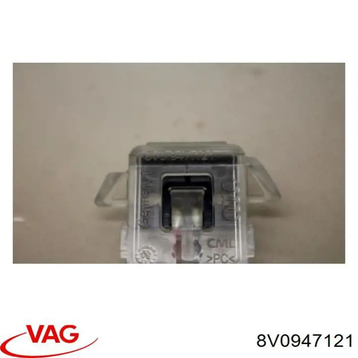 8V0947121 VAG 