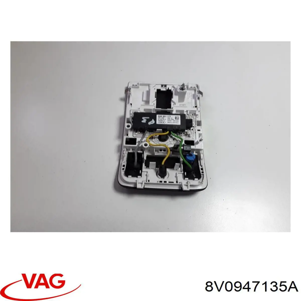  8V0947135A VAG