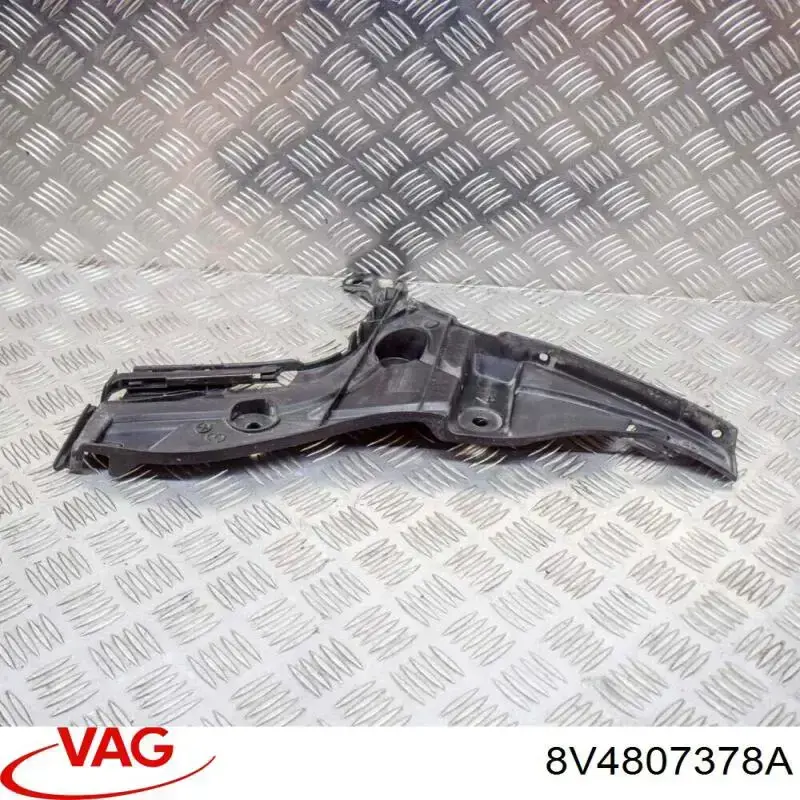 Правый кронштейн заднего бампера Diamond/DPA 88071885902