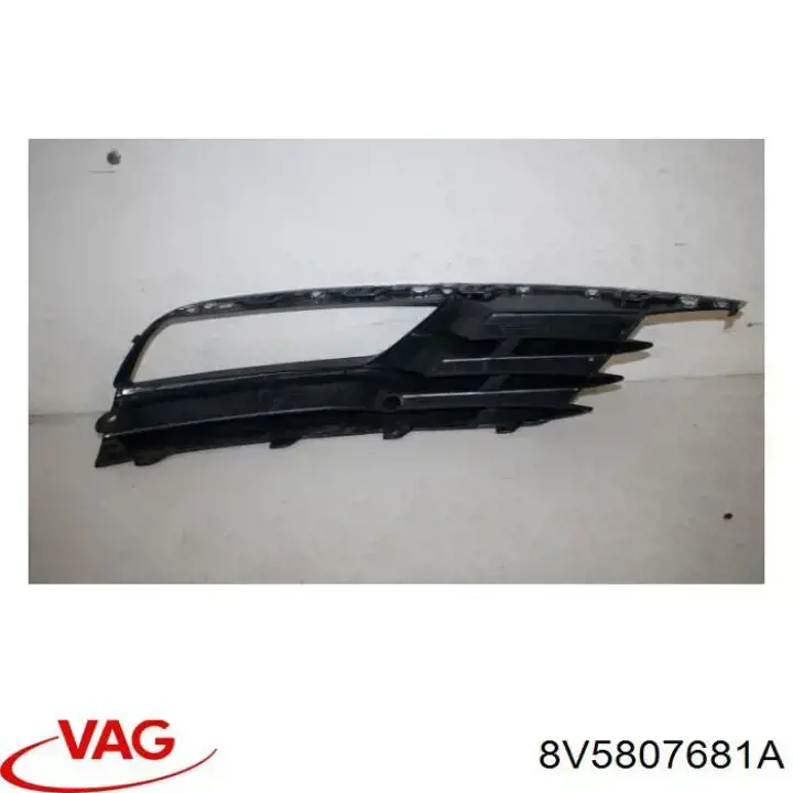 Купить 8V5807681A VAG Решетка бампера переднего левая