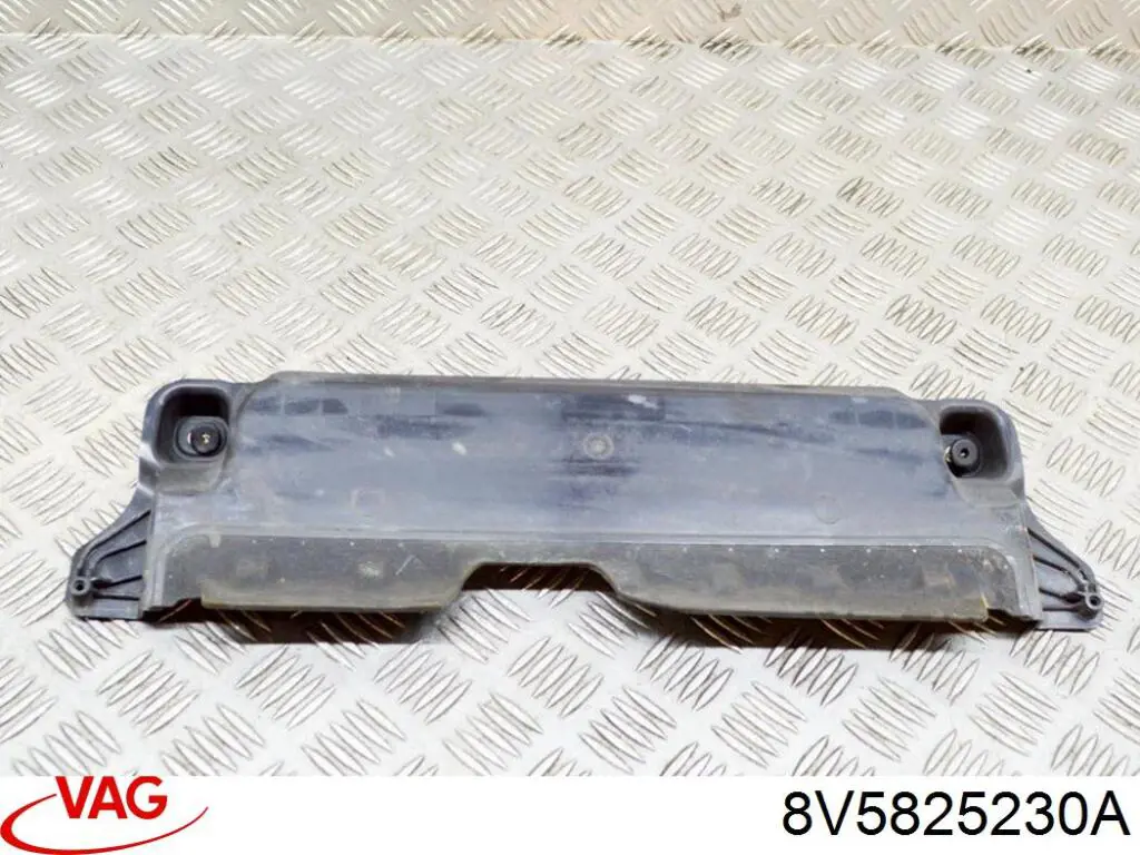 Купить 8V5825230A VAG Защита днища задняя левая