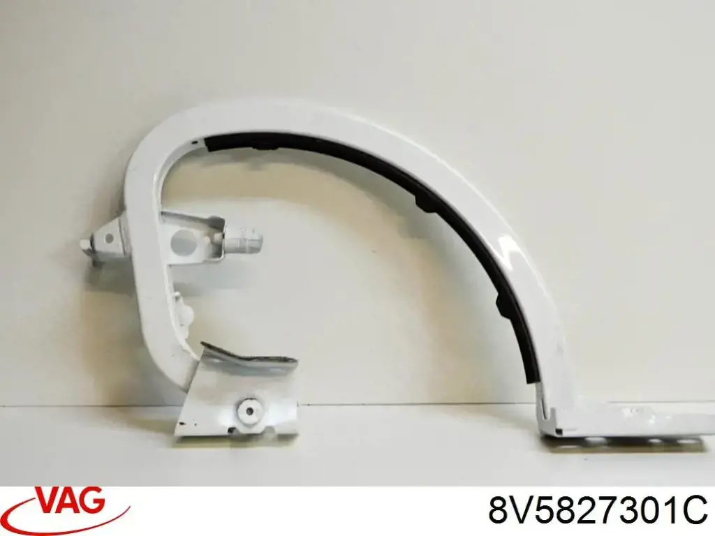 Купить 8V5827301C VAG Завеса крышки багажника