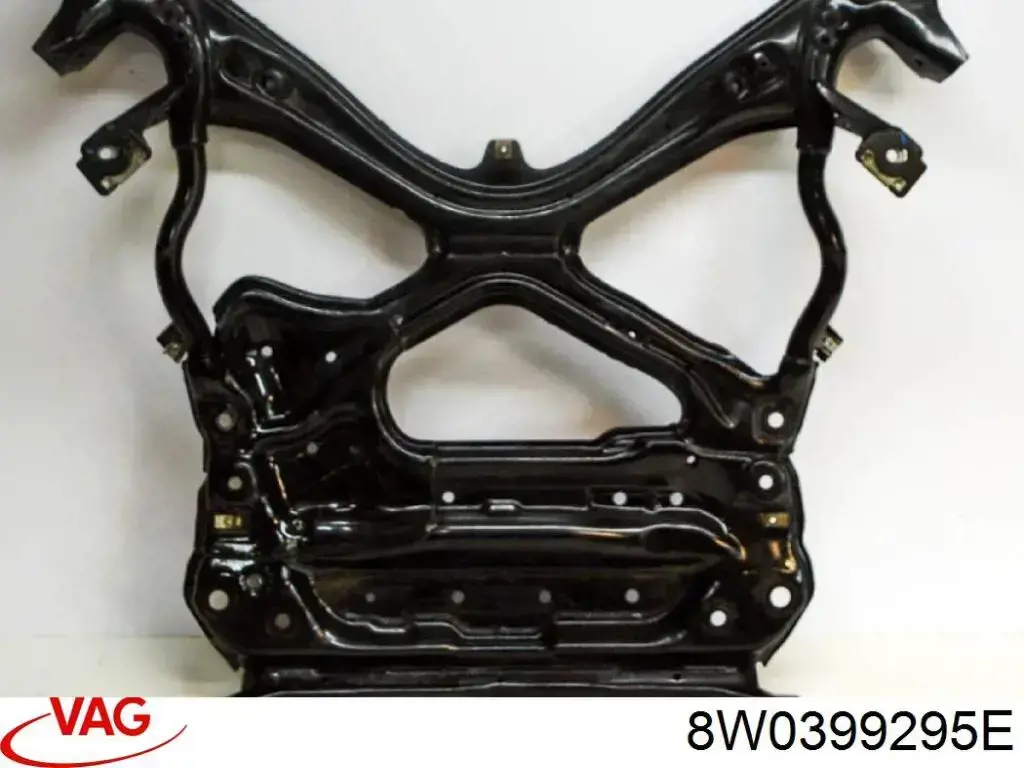 Кронштейн передней балки VAG 8W0399295D