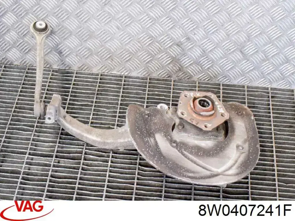 Цапфа (поворотный кулак) передний левый AND 30407017 цена, от 195.65 USD