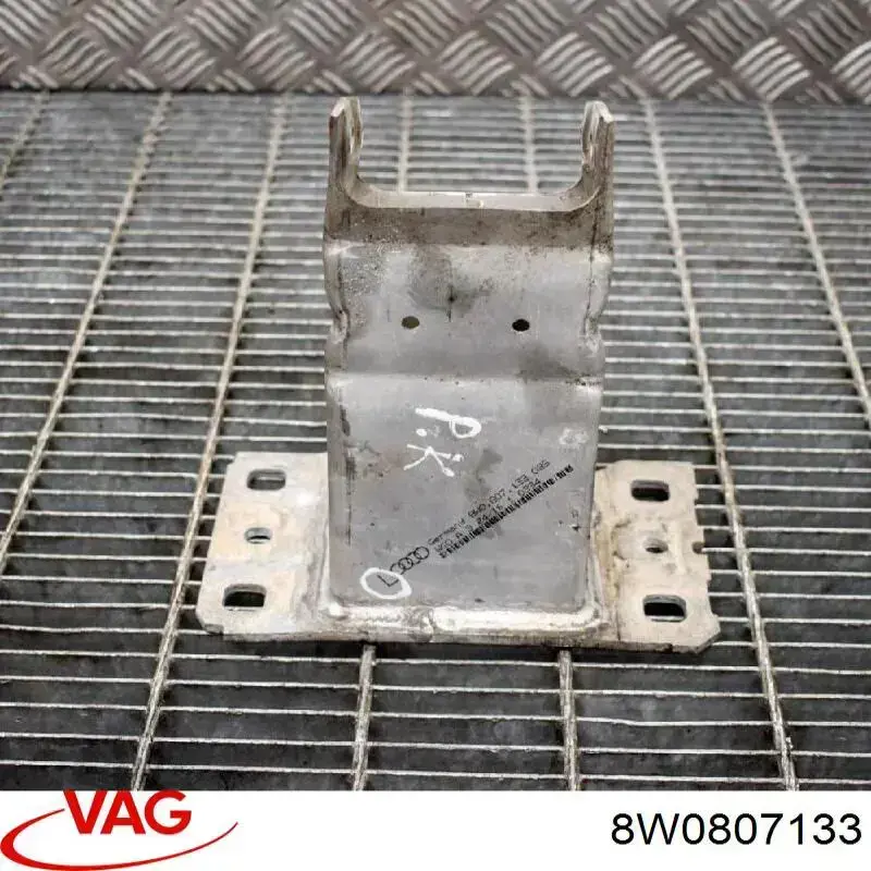 Кронштейн усилителя переднего бампера FPS FP1227947 цена, от 44.88 USD