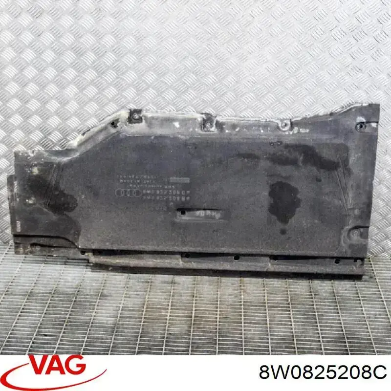Защита днища правая VAG 8W0825208C цена, от 149.06 USD