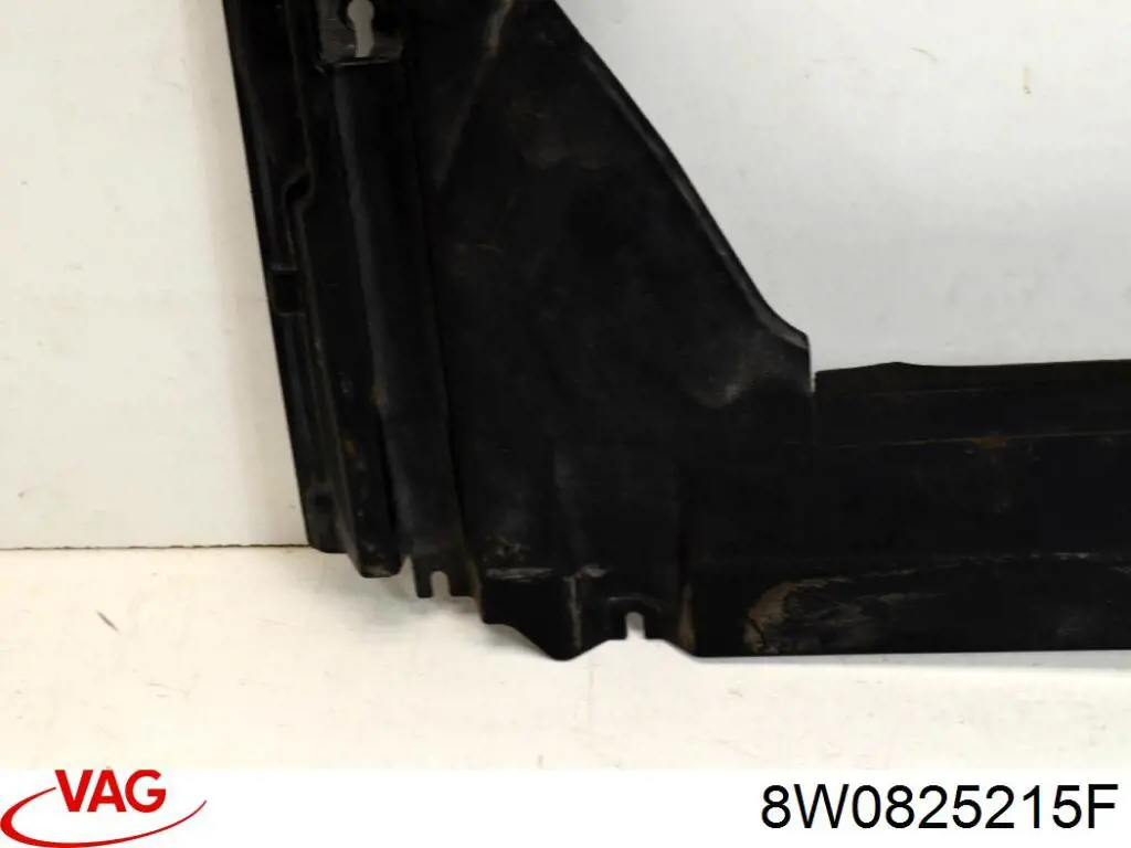 Защита днища задняя левая VAG 8W0825215F цена, от 58.70 USD