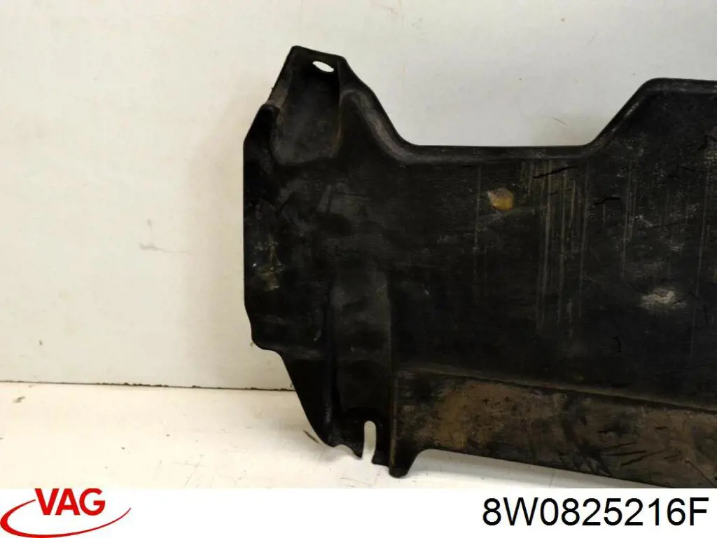 Купить 8W0825216F VAG Защита днища задняя правая