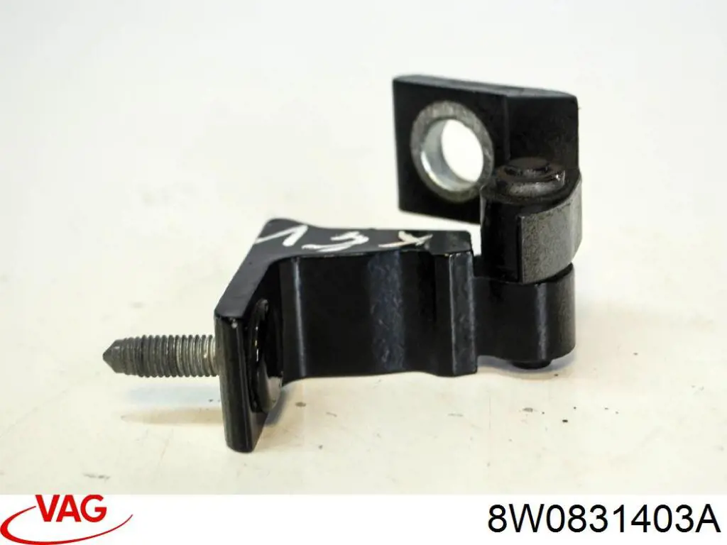 Купить 8W0831403A VAG Завеса двери передней левой